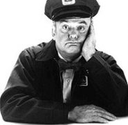 200px-Maytag_repairman